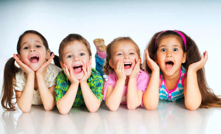 Come aiutare i bambini a riconoscere, capire, gestire e manifestare le proprie e altrui emozioni