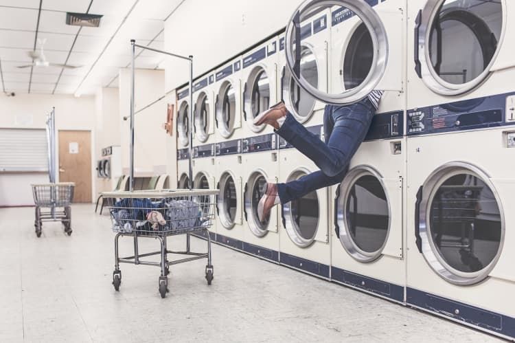 Il bisogno di riordinare e pulire continuamente la casa