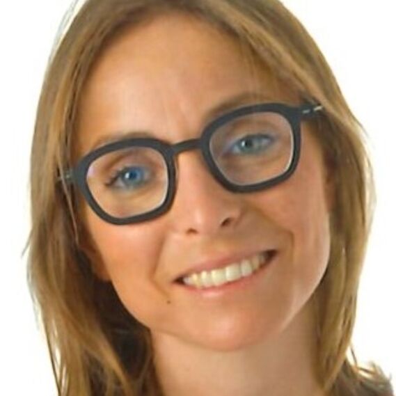 Anna Favret