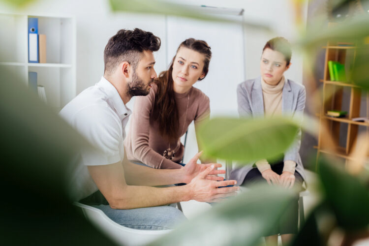 Terapia di gruppo: perché condividere può aiutare